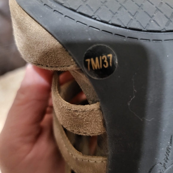 Jessica Simpson Heel, size 7 - Picture 6 of 7